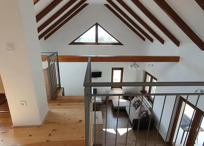 Arvalanyhaj Vendeghaz בית נופש