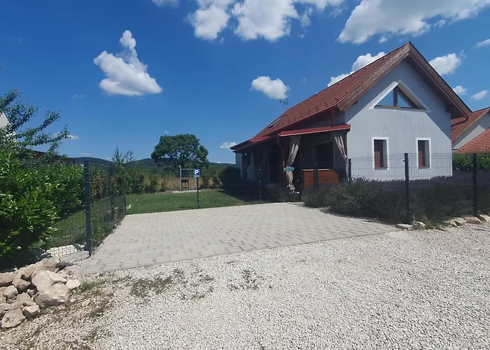 Arvalanyhaj Vendeghaz 度假居