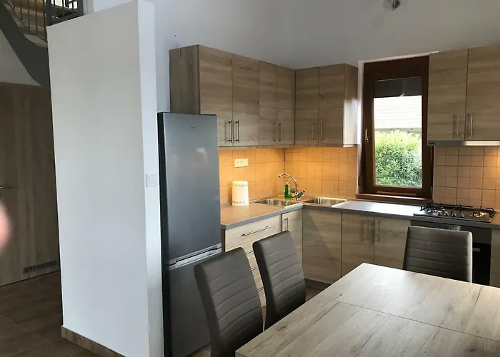 Arvalanyhaj Vendeghaz 鲍洛托瑙考利